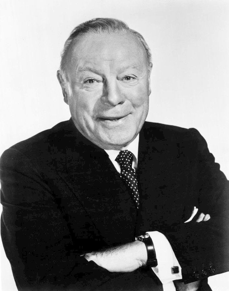Edmund Gwenn: English Actor and possible 5 club juggler 1942
